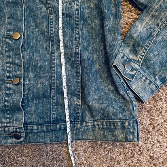 Ellison Women’s 90s Blue Acid Wash Denim Jacket – Size Medium - Picture 9 of 13